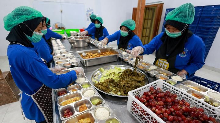 SPPG Cangkringan Nganjuk disuspensi BGN. Ternyata penyebabnya human error pengisian form, bukan masalah menu program Makan Bergizi Gratis.(Pinterest)