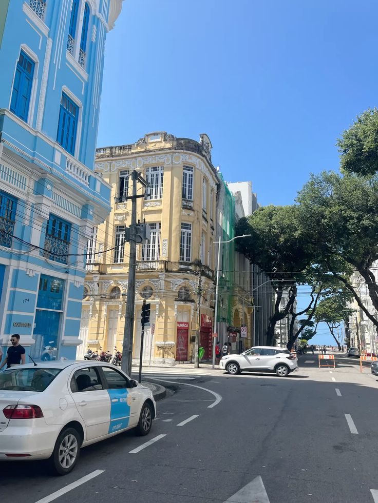 Recife, Venesia dari Brasil, menawarkan kanal indah, sejarah kolonial Belanda, hingga kuliner pedas acaraj&eacute; yang menggoda wisatawan.(Pinterest)