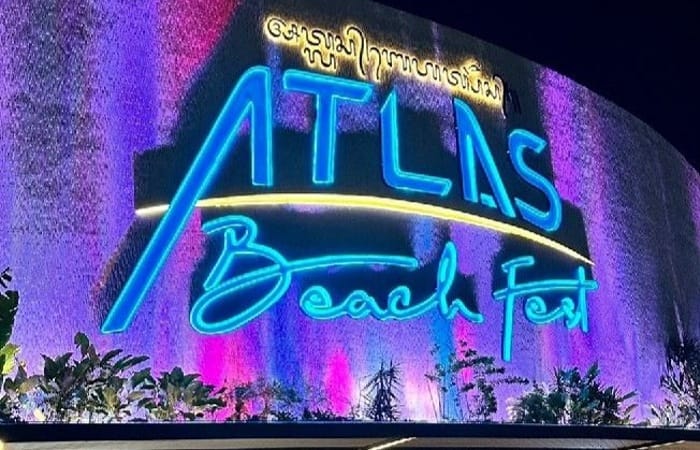 Atlas Beach Club Bali jadi beach club terbesar di Asia. Luas 29.000 m&sup2; dengan sunset bar 76 meter, night market, dan fasilitas hiburan lengkap.
