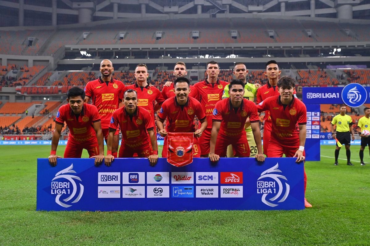 Klasemen BRI Super League memanas setelah Borneo FC hancurkan Persebaya 5-1. Persib Bandung diuntungkan, Persija Jakarta turun posisi.