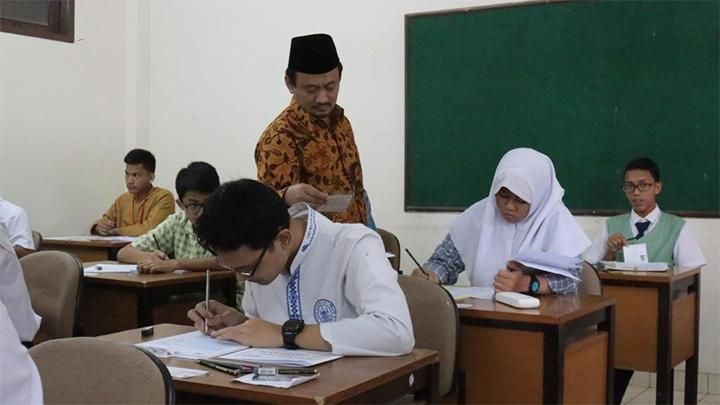 TPG Guru terbaru ingatkan rekening jangan nonaktif. Kemendikdasmen tegaskan Dapodik jadi syarat utama pencairan tunjangan.