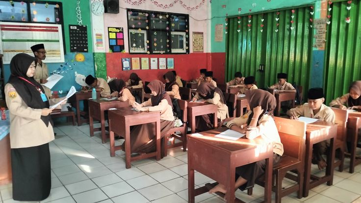 TPG dan THR Guru ASN Maret 2026 cair bersamaan. SKTP dipercepat, nominal THR lebih besar, guru diimbau cek Info GTK.