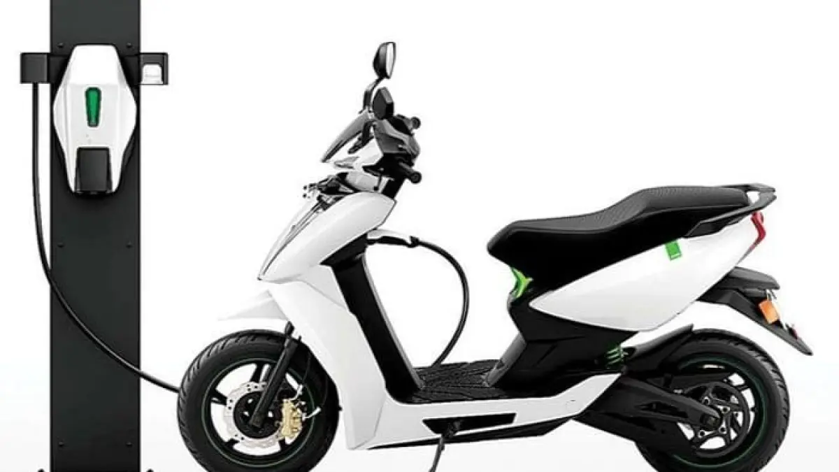 Charged Baycat hadir sebagai motor listrik dengan fast charging 40 menit, jarak tempuh hingga 170 km, dan kecepatan maksimal 85 km/jam.