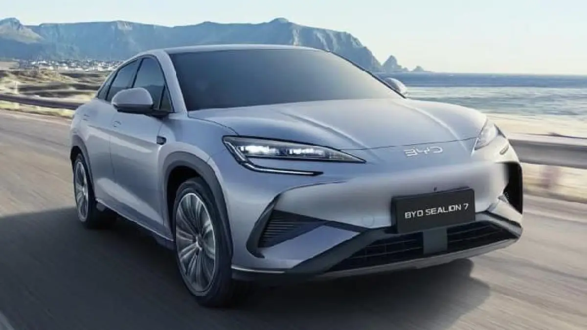 Review BYD Sealion 7, SUV listrik 522 HP lebih murah dari BYD Seal. Performa buas, fitur lengkap, jarak tempuh 500 km, harga Rp700 jutaan.
