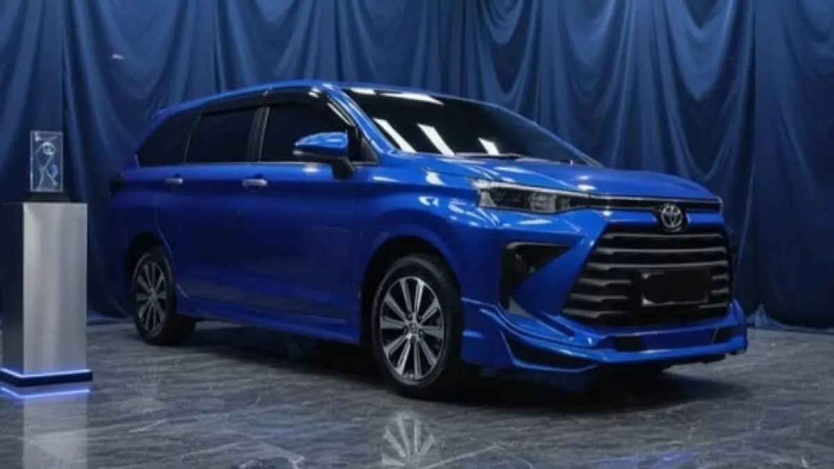 Toyota Avanza 2026 hadir dengan desain modern, fitur lengkap, dan harga Rp300 jutaan. Simak spesifikasi dan keunggulannya di sini.