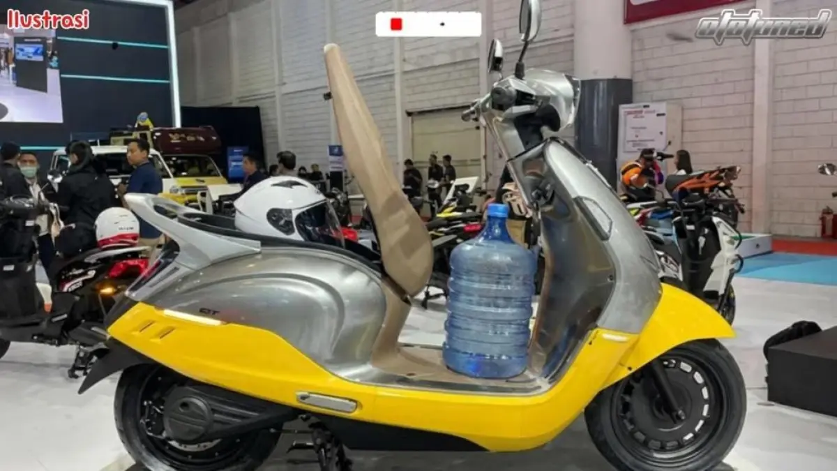 Motor listrik Indomobil Cutie meluncur di IMS dengan harga Rp15 juta, baterai lithium, dan jarak tempuh hingga 135 km.