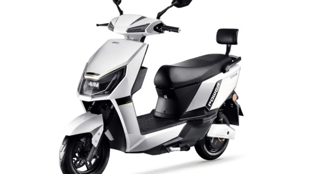 Honda CUV viral usai dijual Rp1 juta. Motor listrik Rp50 jutaan ini punya desain futuristik, fitur canggih, dan performa bertenaga.