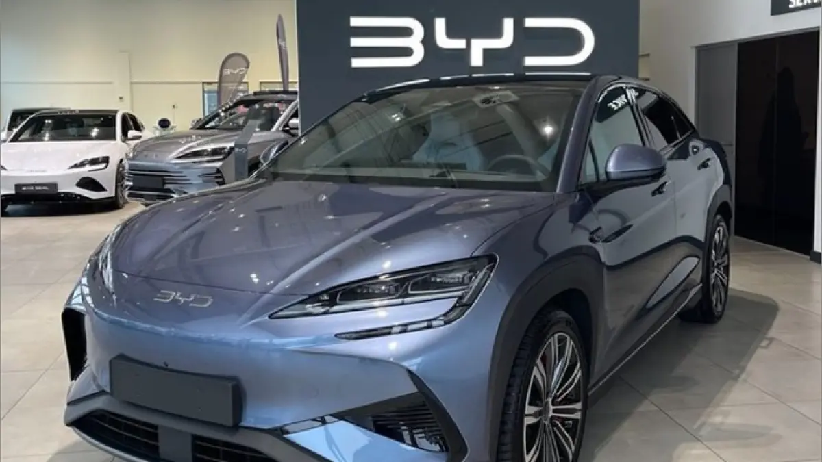 Rekomendasi mobil BYD 2026 lengkap dari Dolphin hingga Seal, mobil listrik canggih dengan harga kompetitif dan fitur modern.