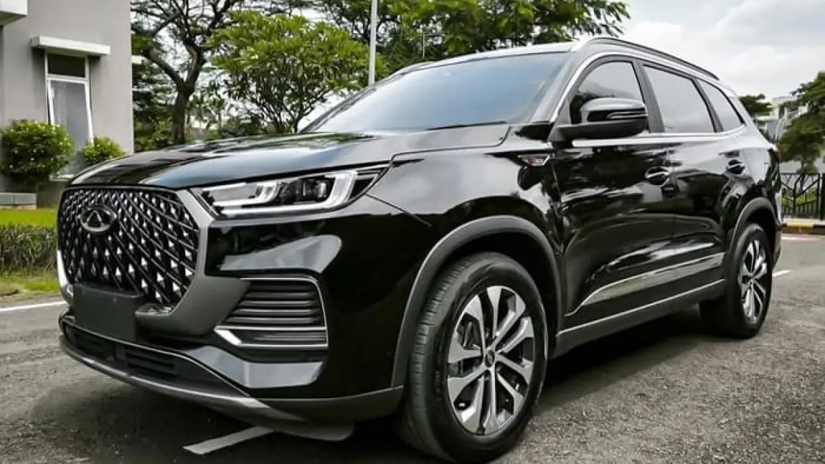 Review Chery J60, SUV listrik offroad bergaya boxy dengan AWD canggih, akselerasi responsif, dan jarak tempuh hingga 430 km.