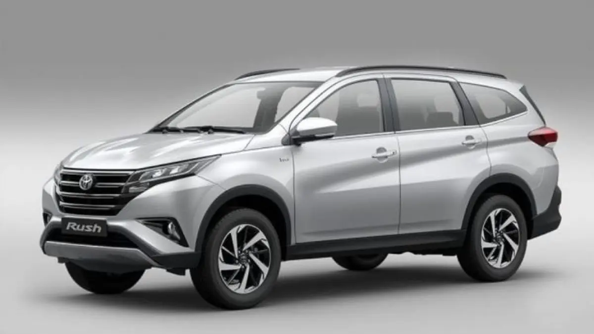 Toyota Rush 2026 hadir makin modern dan tangguh. Simak spesifikasi, fitur, dan harga SUV keluarga ini mulai Rp320 juta!