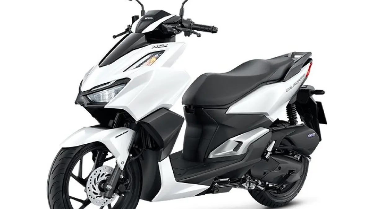Honda Vario 125 Street hadir dengan fitur baru seperti USB Type-C dan desain sporty, menyasar anak muda di segmen skutik 125 cc.