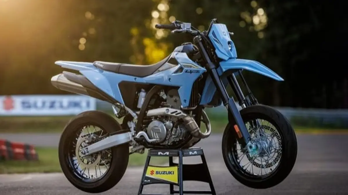 IMS 2026 hadirkan motor baru Suzuki BRZ 4SM, KTM Duke 390 dan QJMotor SRK 250 RR dengan desain agresif dan teknologi modern.