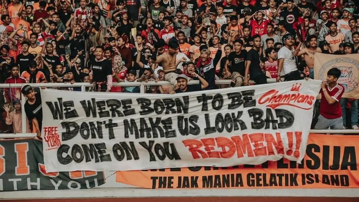 Pelatih Persija Jakarta disorot! Sergio Varias masuk radar usai Mauricio Souza didesak mundur akibat tren buruk tim.