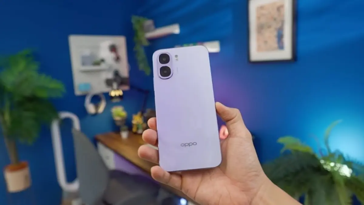 HP oppo murah OPPO A6X hadir Rp1,6 juta dengan layar 120Hz dan baterai 6500 mAh, tapi ada kekurangan penting.