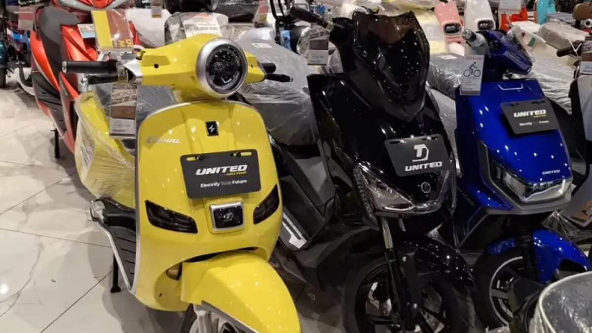 Motor listrik terbaru 2026 hadir dengan harga mulai Rp5 jutaan. Cek daftar lengkap, spesifikasi, dan pilihan terbaiknya di sini!