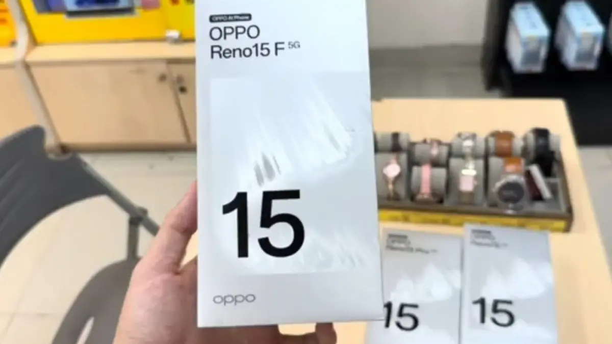 Oppo Reno terbaru 2026 hadir dengan baterai 7000 mAh, kamera 50 MP OIS, dan desain premium. Cek spesifikasi lengkapnya!