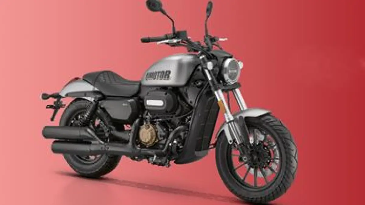 QJ Motor SRV 250 AMT hadir sebagai motor cruiser matic 250cc pertama di Indonesia dengan transmisi otomatis dan suara khas moge.