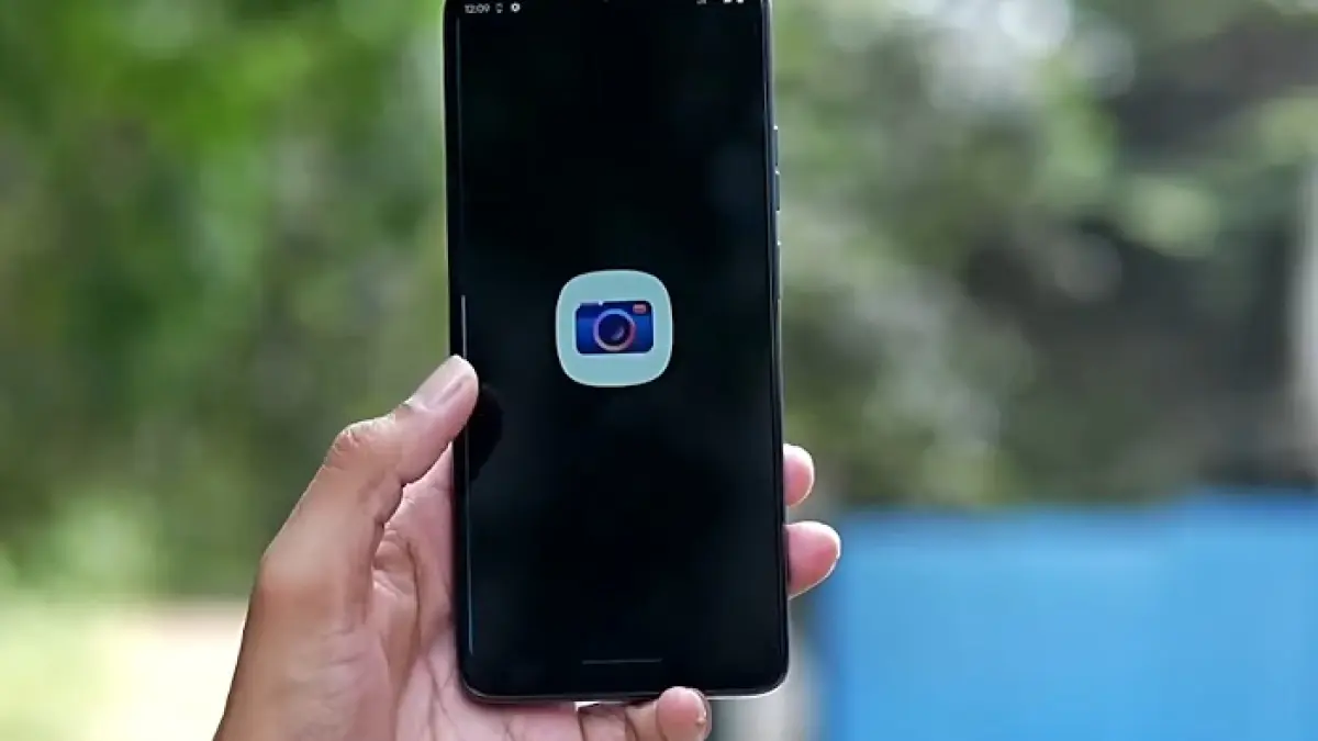 Rekomendasi HP 1 jutaan April 2026 terbaik dengan spek tinggi, baterai besar, dan 5G, cocok untuk pelajar dan gaming ringan.