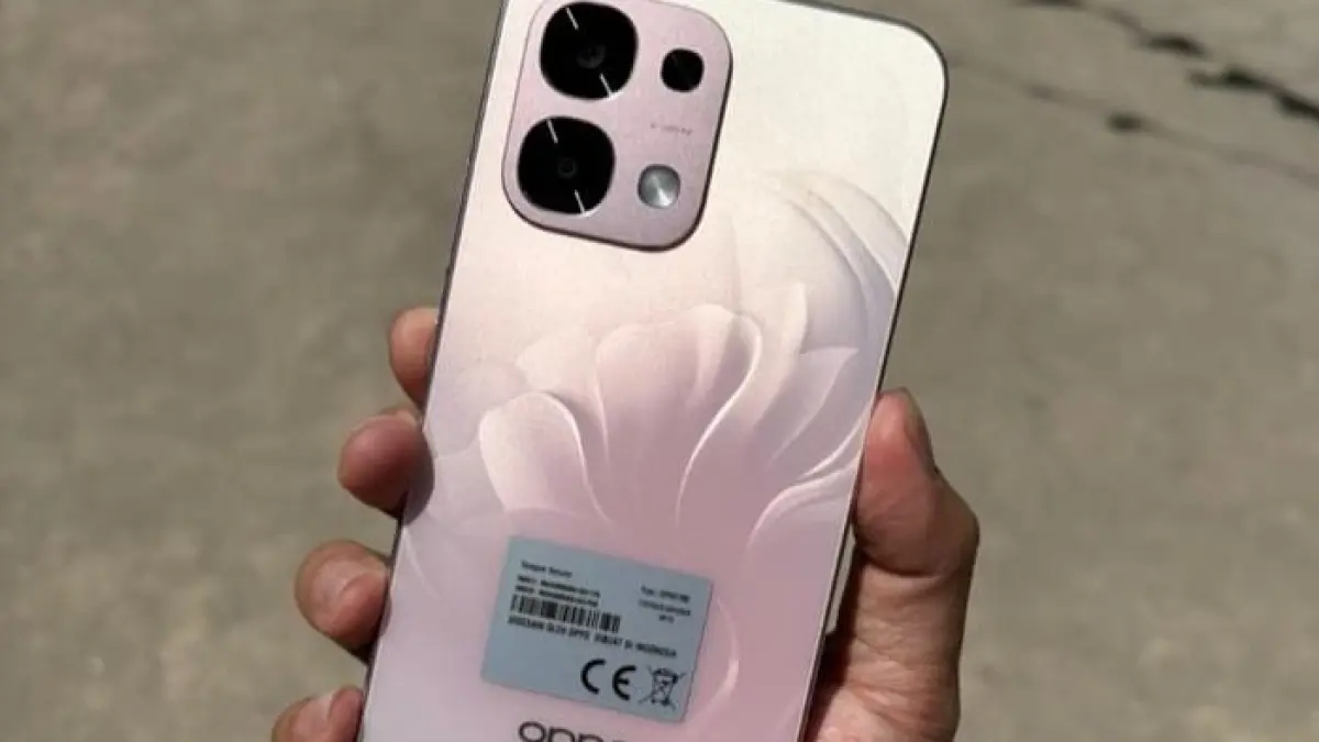 Rekomendasi HP Oppo 5G RAM 8/256 GB terbaik jelang Lebaran, spek kencang baterai awet harga mulai Rp2 jutaan.
