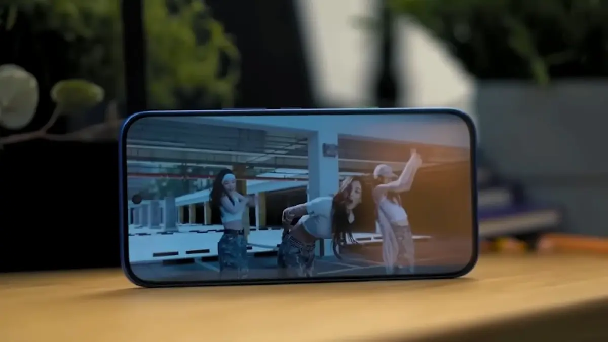 Hp 1 jutaan terbaik 2026 hadir dengan spek gahar, layar 120Hz, dan baterai jumbo. Ini rekomendasi paling worth it!