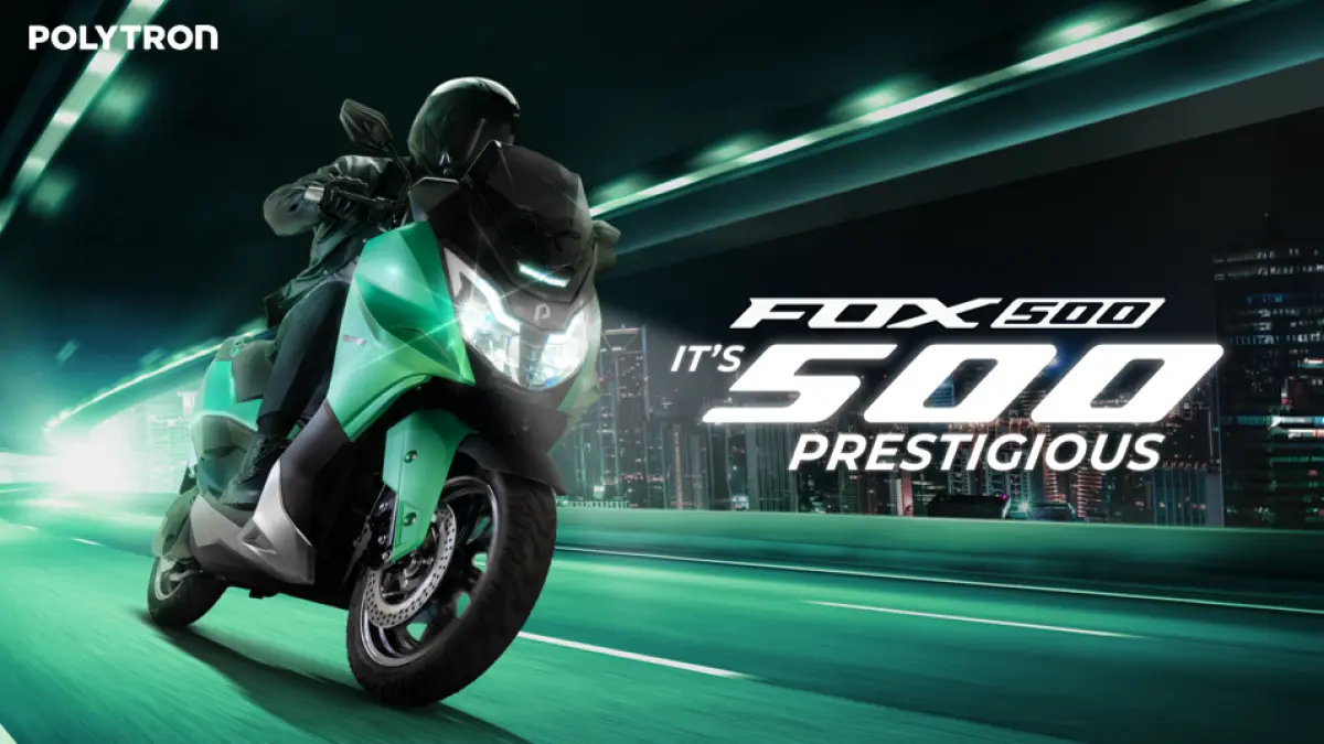 Polytron Fox 500 tampil di GJAW 2025 dengan desain big scooter, harga mulai Rp81 jutaan, baterai 130 km, dan fitur modern.