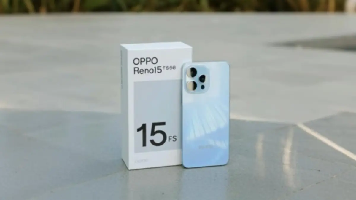 Oppo Reno 15 FS 5G resmi meluncur dengan layar AMOLED 120 Hz, kamera 50 MP, dan baterai 6500 mAh di harga Rp7 jutaan.