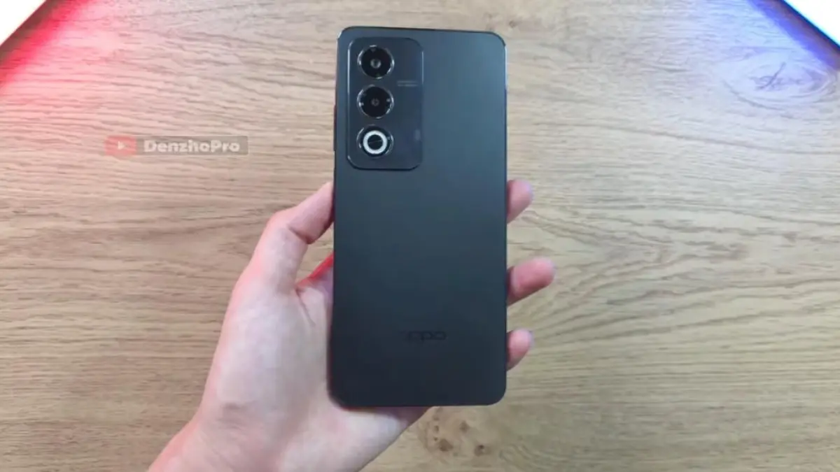 Rekomendasi HP Oppo 5G RAM 8/256 GB terbaik jelang Lebaran, harga mulai Rp2 jutaan dengan spesifikasi unggulan.