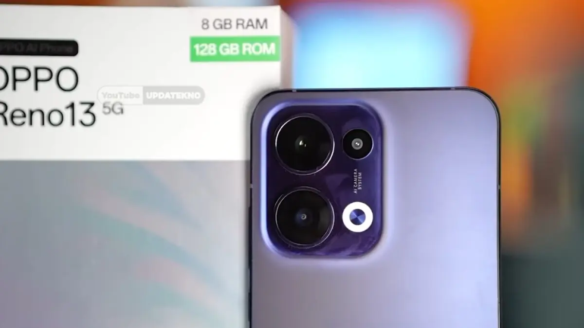 7 HP OPPO Reno Series turun harga jelang Lebaran 2026, dari Rp8,9 juta kini mulai Rp2,8 jutaan dengan spesifikasi premium.