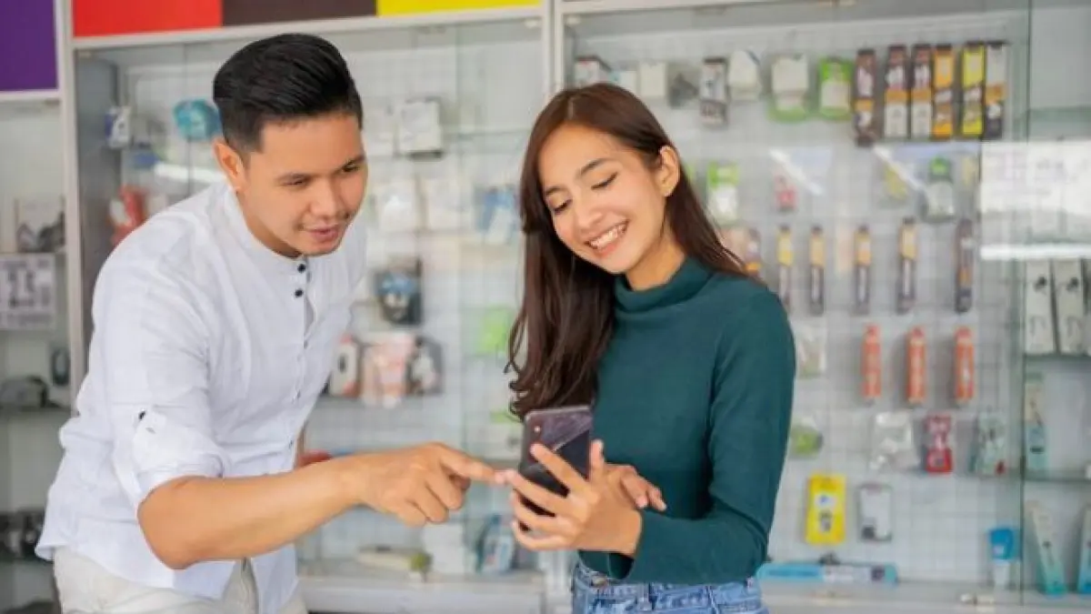 Daftar HP turun harga drastis April 2026! Samsung, Poco, & Redmi anjlok hingga Rp3 juta. Cek spek dewa harga murah yang paling worth it di sini!