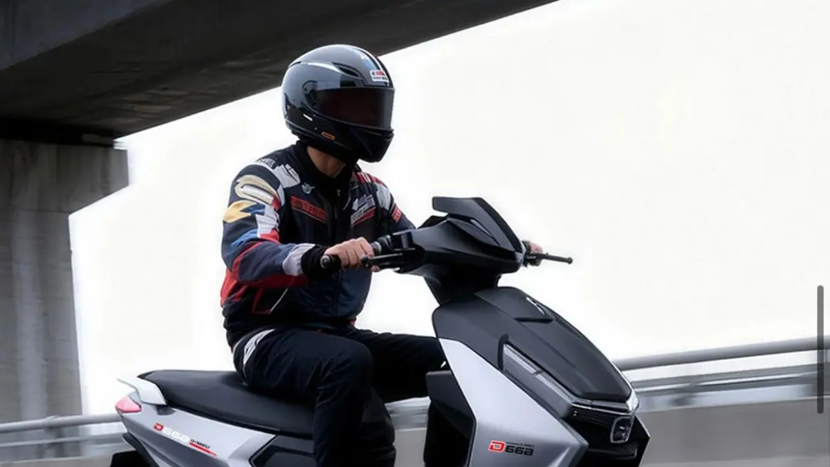 Sepeda listrik Uwinfly D66B harga Rp4,1 jutaan, desain mirip motor, fitur smart pakai smartphone, cocok untuk mobilitas harian.