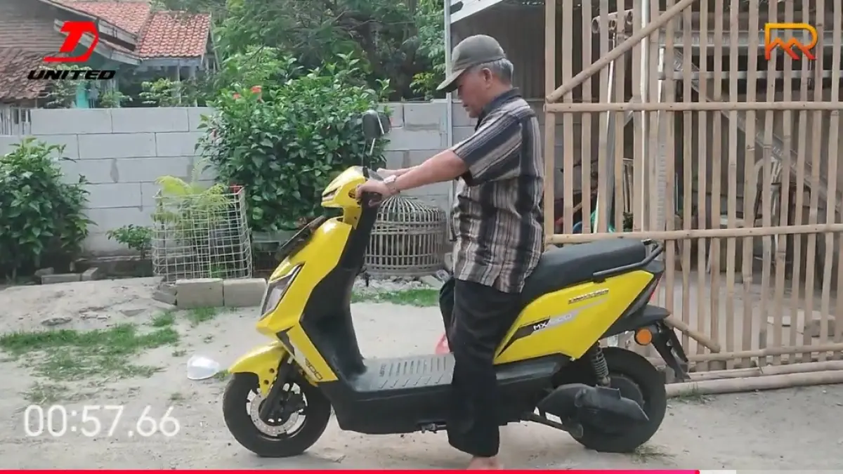 Review United MX1200: motor listrik murah dengan tenaga responsif, fitur lengkap, dan bagasi luas untuk kebutuhan harian