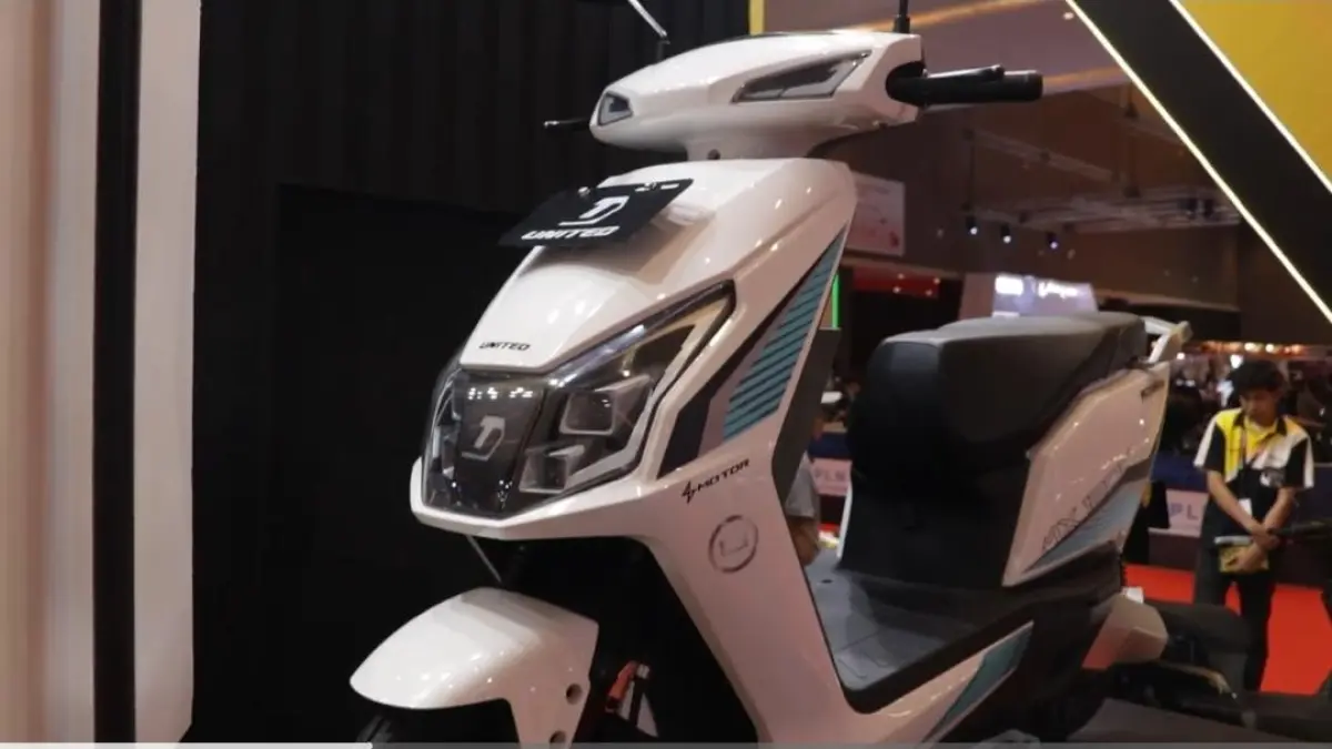 Motor listrik IIMS 2024 hadir dengan harga Rp2 jutaan hingga spek 5 KW. Simak daftar lengkap model, harga, dan keunggulannya di sini!