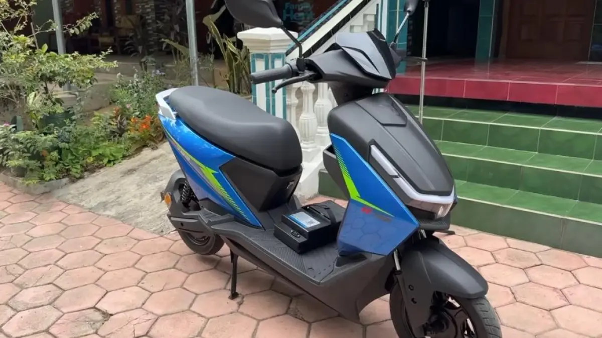 Uji jarak tempuh Uwinfly T78B tembus 45 km! Simak hasil tes lengkap, performa baterai, tanjakan, dan kenyamanan berkendara.