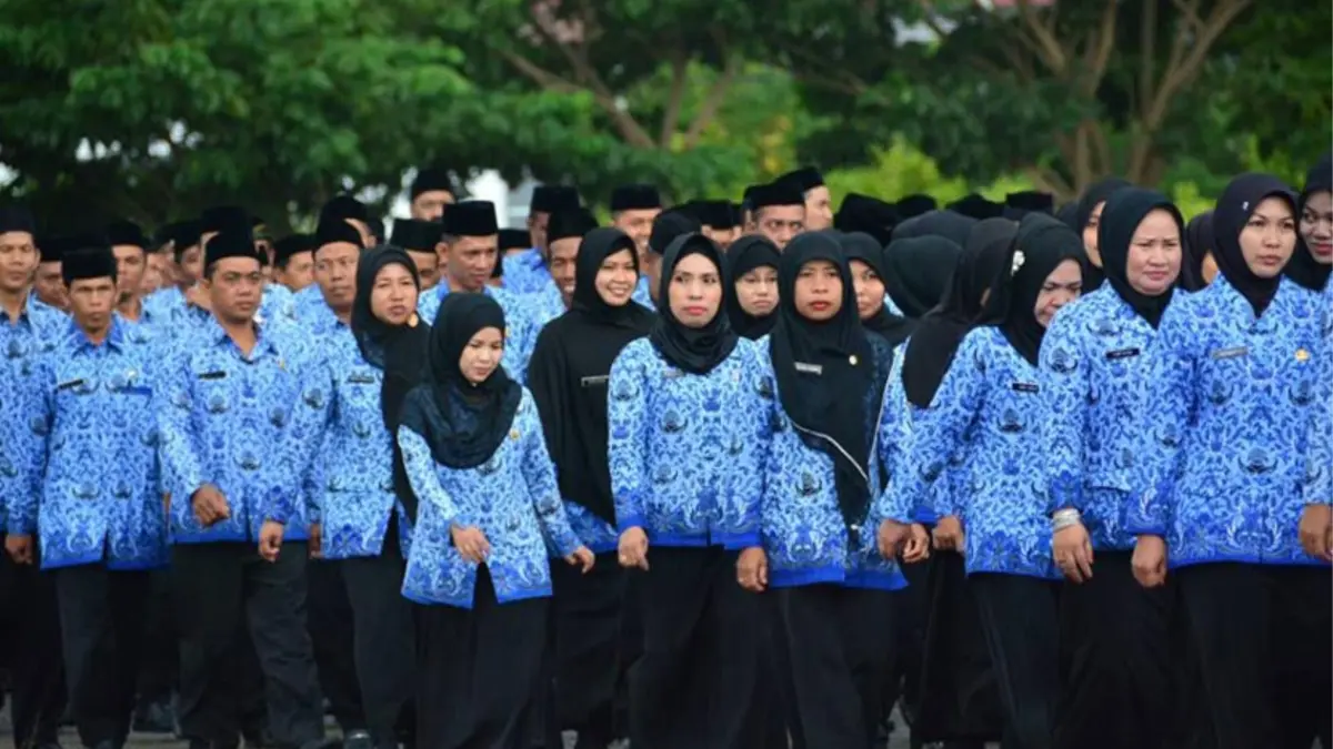 Aturan gaji ke-13 PNS 2026 terbaru, cair penuh tanpa potongan, pajak ditanggung pemerintah, simak komponen dan jadwal lengkapnya.