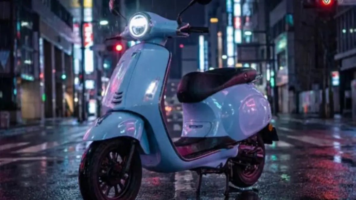 Bingung pilih Uwinfly T78B vs Honda Beat? Cek perbandingan dimensi, kenyamanan jok, hingga lebar pijakan kaki. Mana yang lebih pas buat harian?