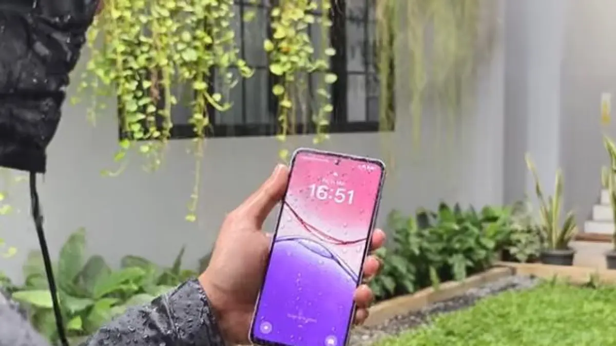 Cek Oppo A5 Pro 5G spesifikasi dan harga 2026! HP tahan banting standar militer, anti air IP69, & baterai 5800 mAh. Pilihan tepat untuk outdoor!