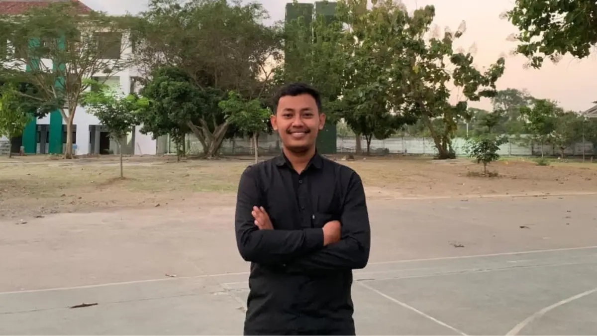 Rinaldy memanfaatkan masa mudanya untuk menjaga eksistensi tempe di masyarakat.