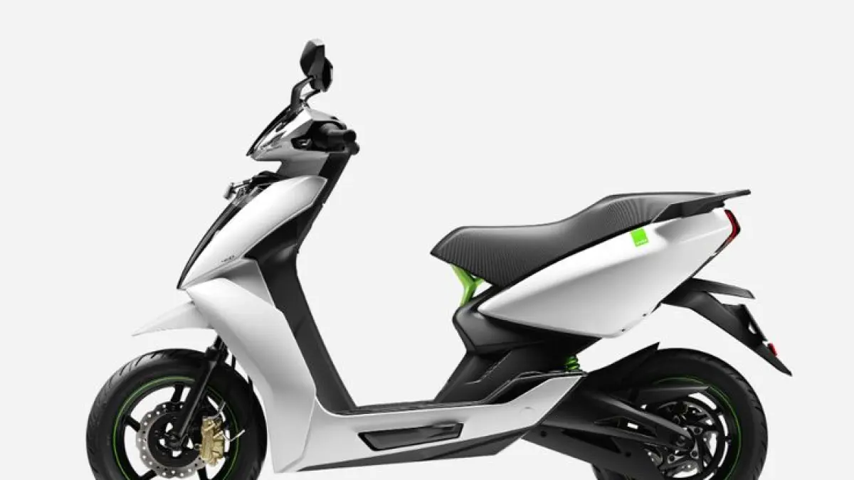 Motor listrik terbaik 2026 di Indonesia, harga mulai Rp18 jutaan dengan jarak tempuh hingga 97 km dan fitur canggih.(Pinterest)