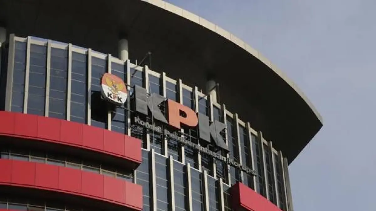 OTT KPK Bupati Tulungagung tangkap 16 orang, 13 dibawa ke Jakarta, KPK kejar status hukum dalam 1x24 jam.