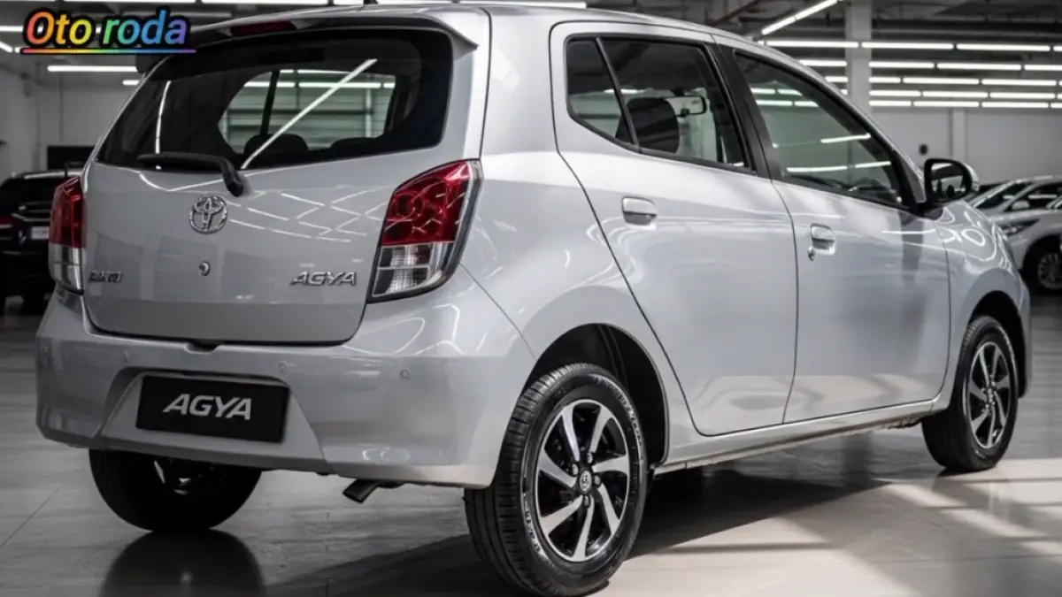 Toyota Agya 2026 hadir dengan desain baru, fitur lengkap, dan mesin irit. Simak review lengkap city car LCGC ini di sini!