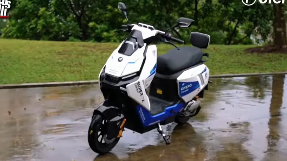 Overo Ster 5L sepeda listrik futuristik dengan jarak 130 km, torsi besar, dan ABS. Pilihan terbaik 2026 untuk harian dan touring