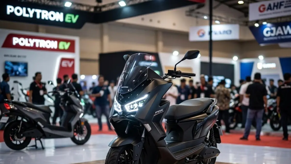 Polytron Fox 350 hadir di GJAW 2025 dengan fitur canggih, kecepatan 95 km/jam, dan harga mulai Rp15,5 juta. Simak spesifikasinya!