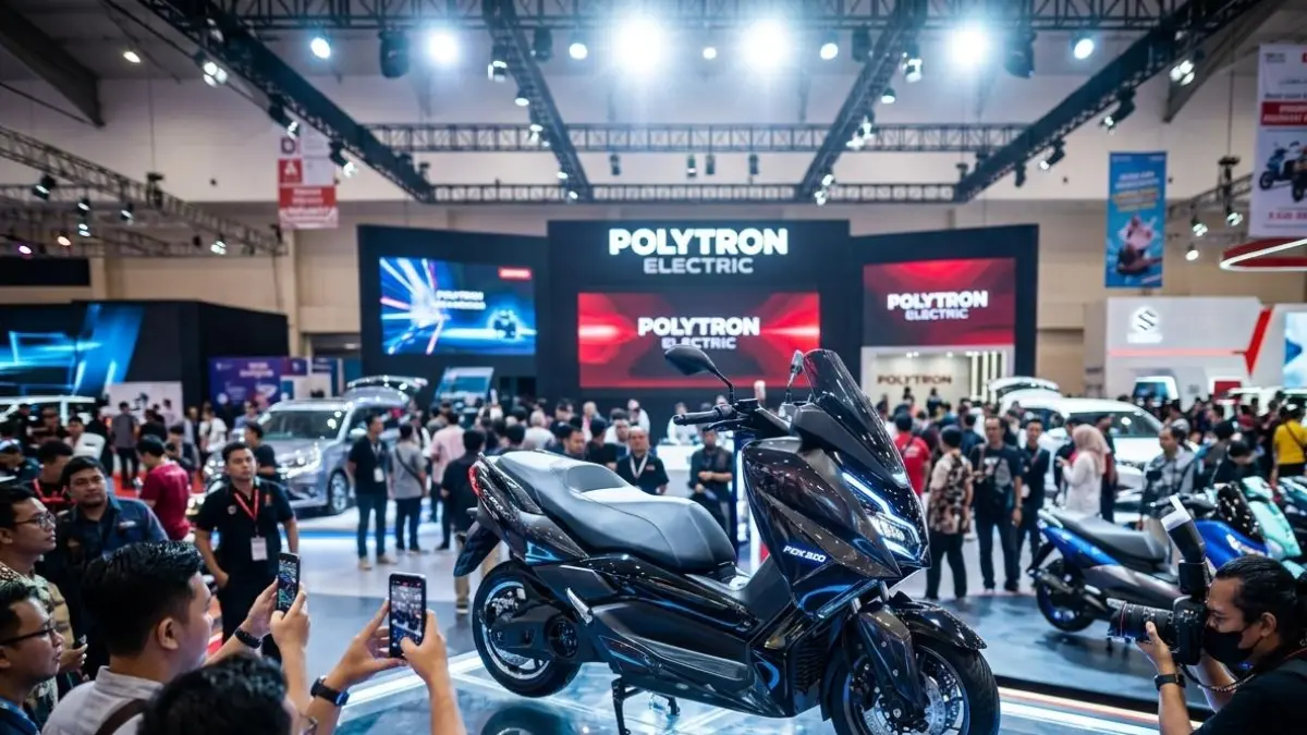 Polytron Fox 500 tampil di Jakarta Auto Week 2025, motor listrik 5000 watt dengan top speed 130 km/jam dan harga diskon menarik!