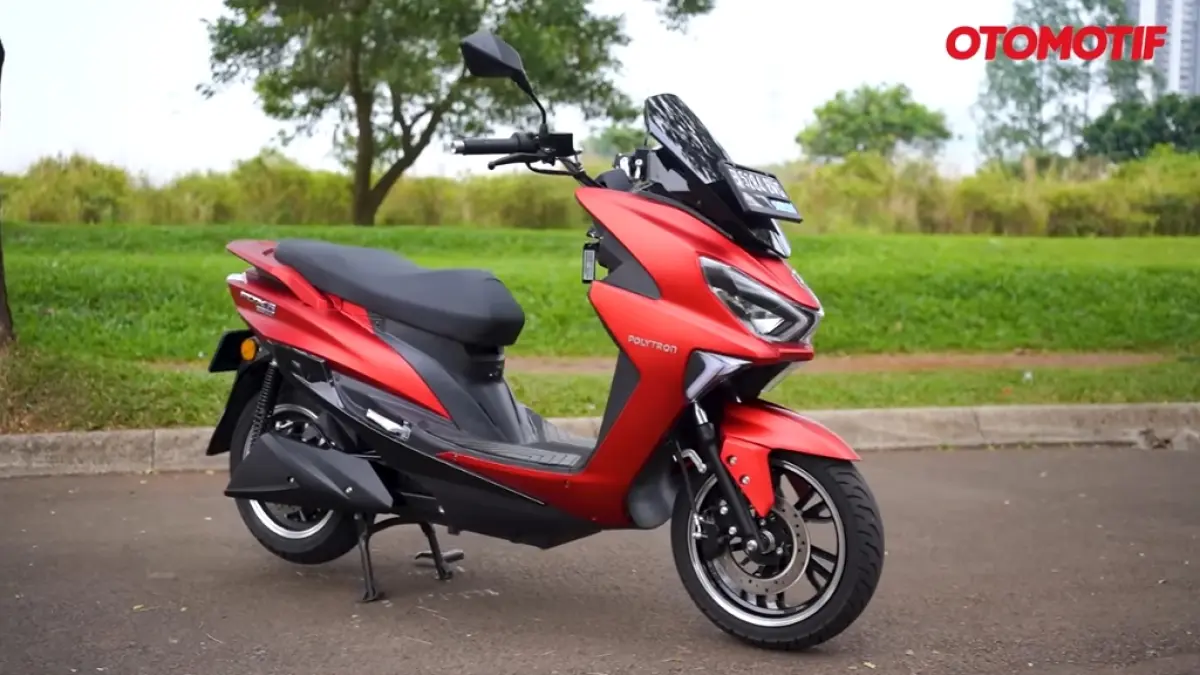 Polytron Fox R motor listrik murah Rp20 jutaan, kencang dan irit. Simak spesifikasi, kelebihan, dan kekurangannya di sini!