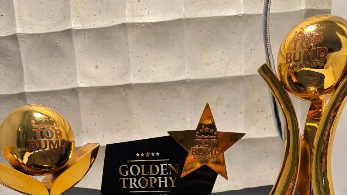 BPR Bank Tulungagung berhasil meraih Golden Trophy dalam ajang TOP BUMD Awards 2026 BPR, Senin (13/4/2026).