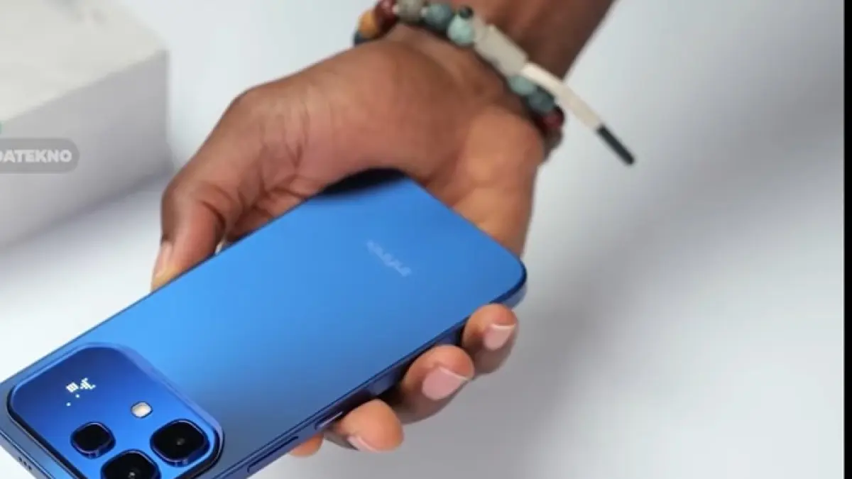 Hp Infinix baterai 6500 mAh 2026 hadir dengan fast charging cepat dan fitur premium, cocok untuk aktivitas seharian.