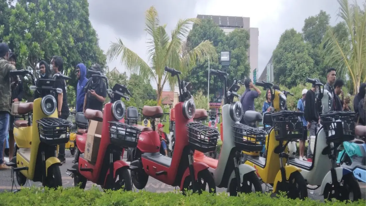 Sepeda listrik murah terbaik 2026 makin canggih! Mulai 3 jutaan, jarak tempuh hingga 60 km, ini rekomendasi terlaris.
