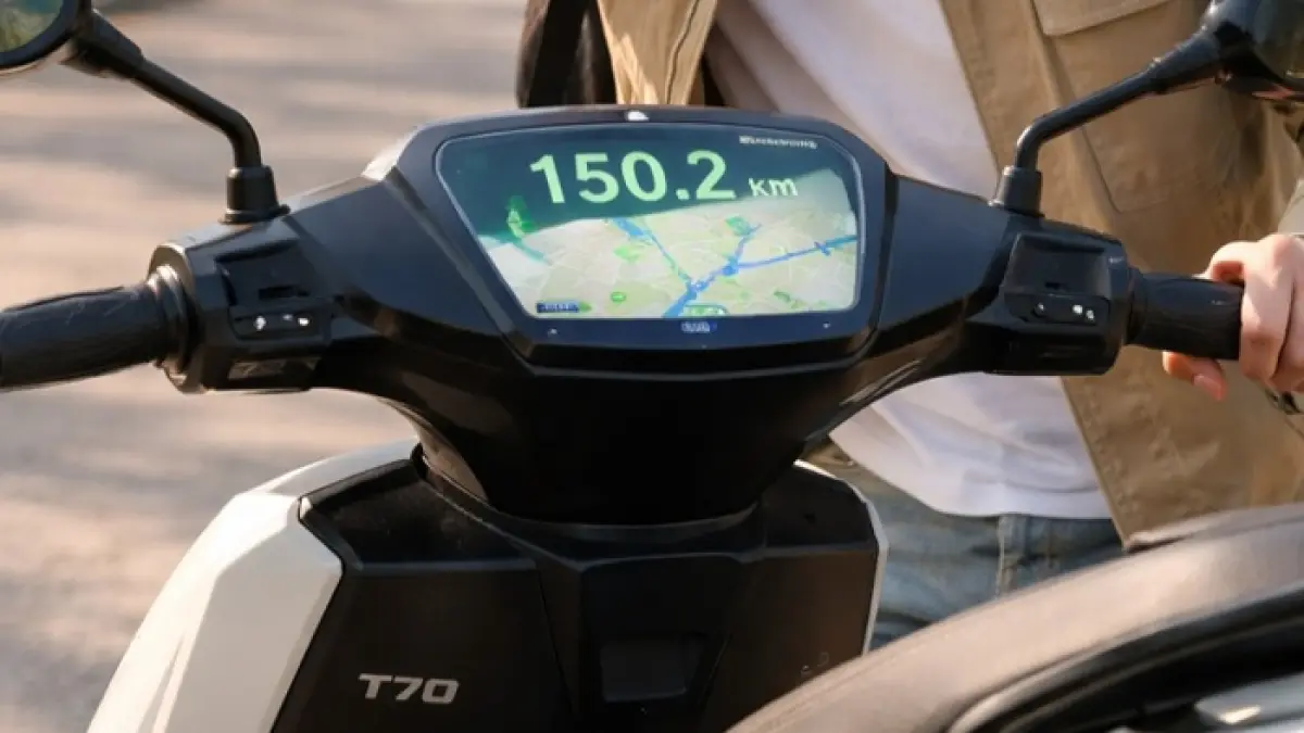 Unifly T70 diuji di tanjakan dan jalan rusak, hasilnya tembus 45 km. Ini performa dan rahasia daya tahan baterainya. Ilustrasi Gemini AI