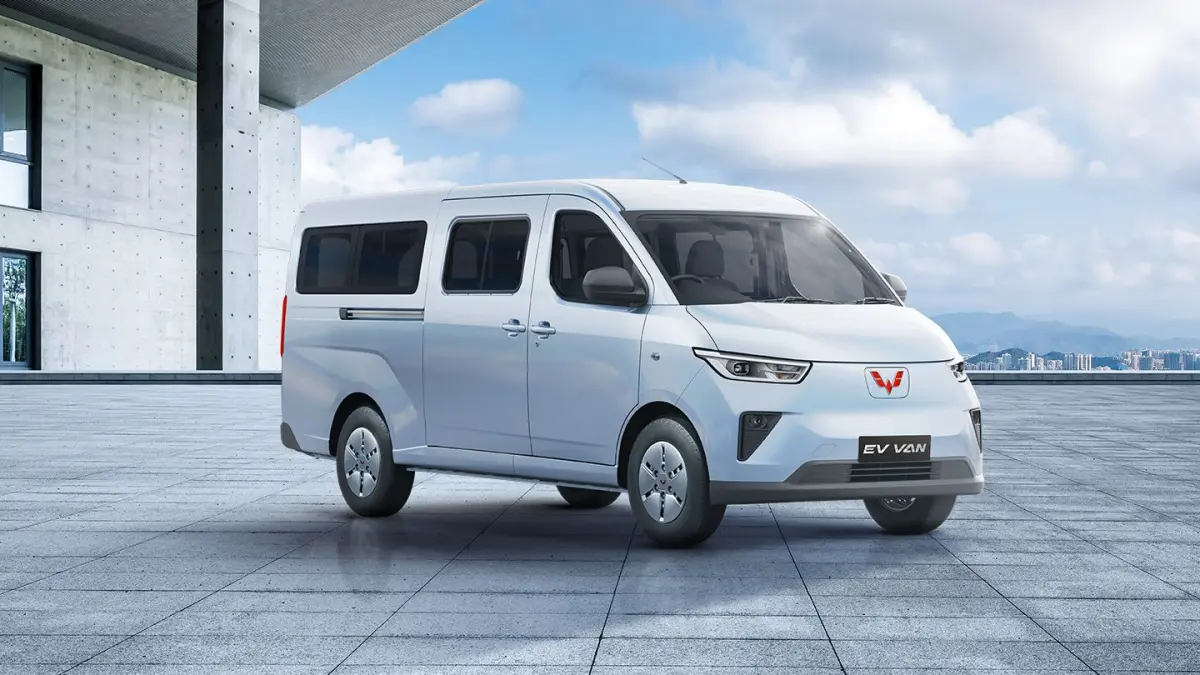 Wuling EV Van sudah bisa dipesan di Indonesia, hadir dengan jarak tempuh 400 km dan siap jadi kendaraan listrik bisnis andalan.
