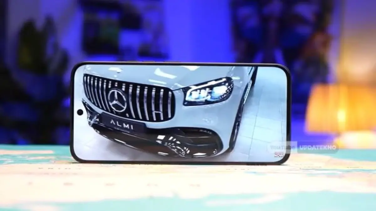 Cek daftar HP Samsung layar AMOLED 120 Hz termurah April 2026! Galaxy A25 hingga A55 turun harga, visual mewah cuma 3 jutaan. Sikat sekarang!